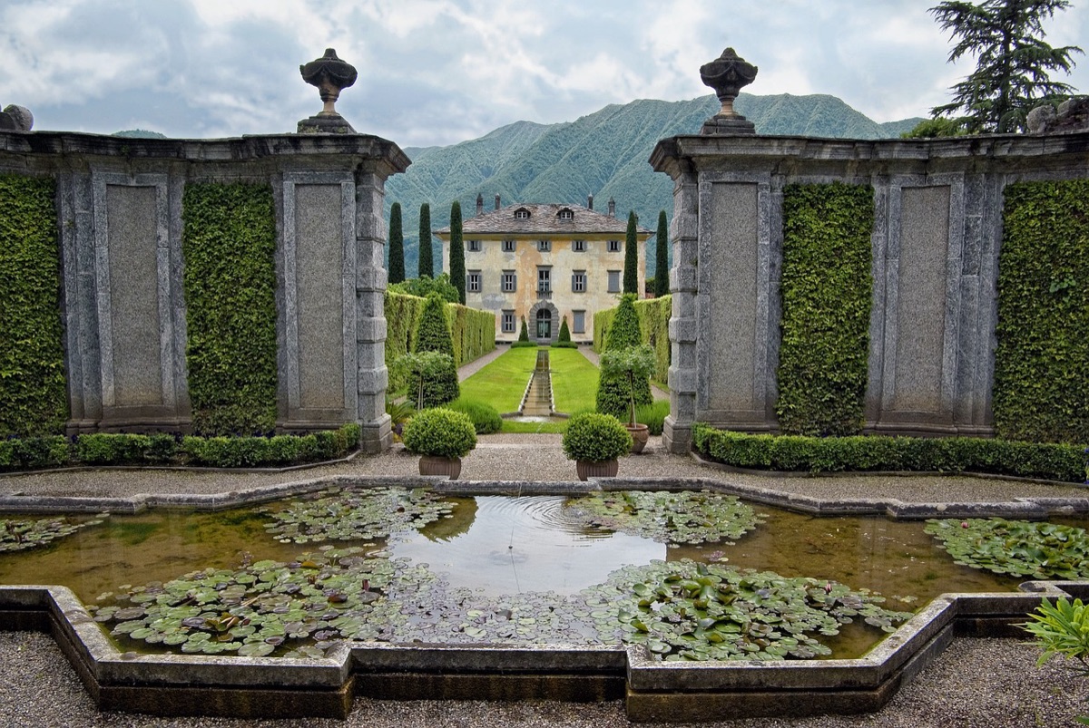 vila privada com piscina infinita