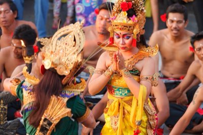 Bali-Kultur: Kecak-Tanz – Vom Spektakel zur tiefen Erfahrung