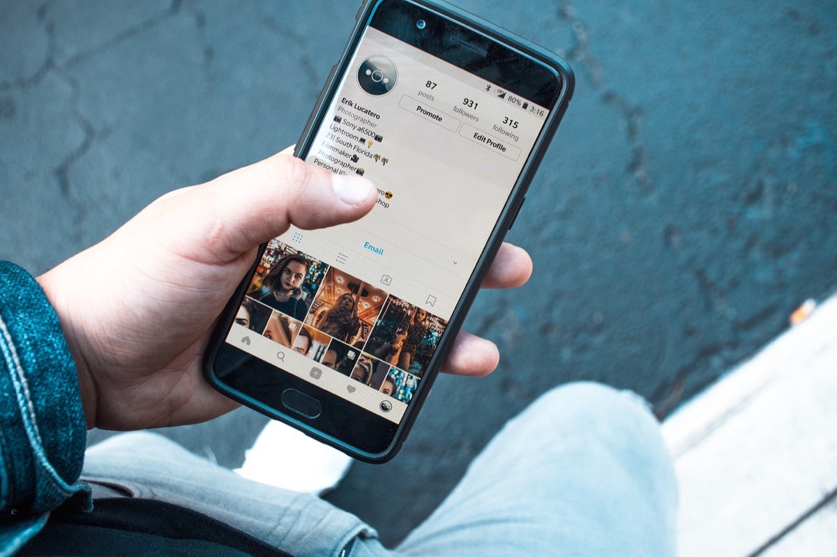 dica de uso de smartphone em bali